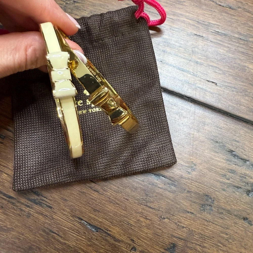 Kate Spade Gold and Cream Bow Bangles 2 stacking bracelets - Picture 2 of 5